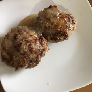 食パンで作る！簡単ハンバーグ